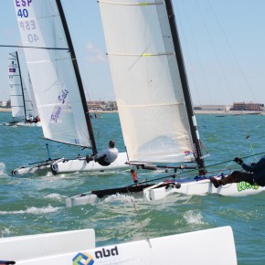 Poco viento en el arranque de la VII liga de invierno de&nbsp;Catamarán.